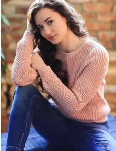 Elite escort service in Sakri for home and hotel visits